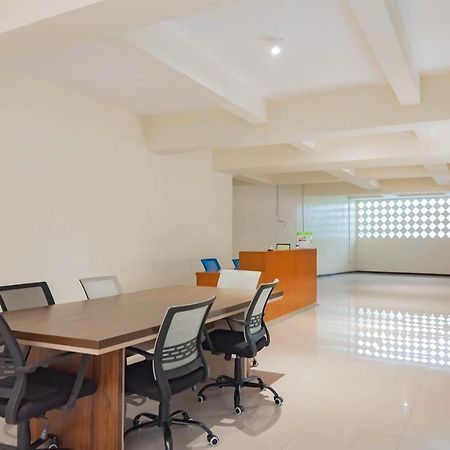 Reddoorz Plus @ Pakuan Residence Tajur Bogor Luaran gambar