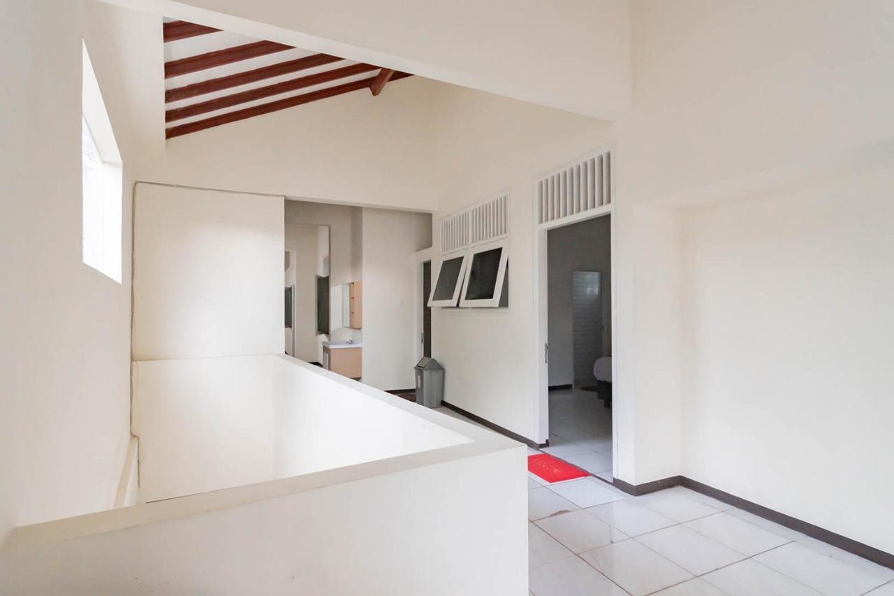 Reddoorz Plus @ Pakuan Residence Tajur Bogor Luaran gambar