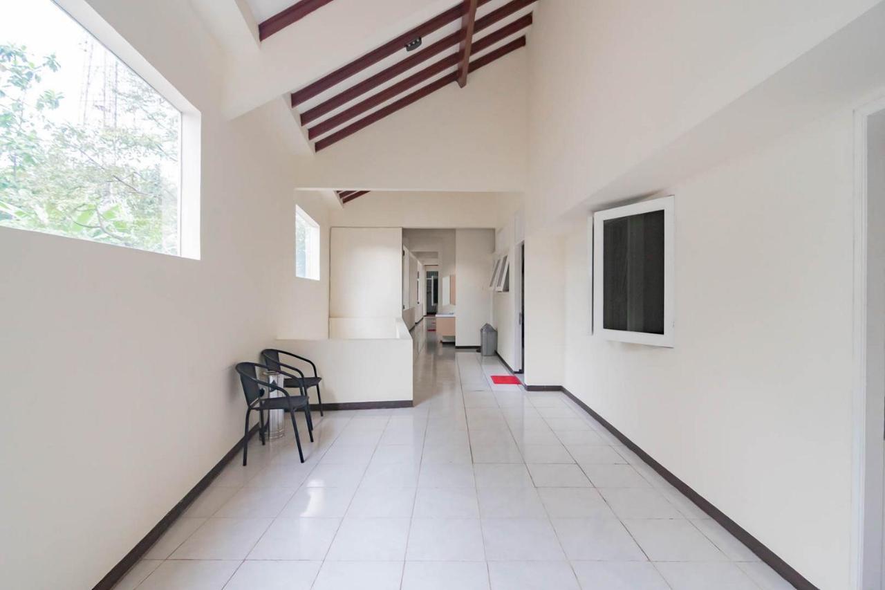 Reddoorz Plus @ Pakuan Residence Tajur Bogor Luaran gambar